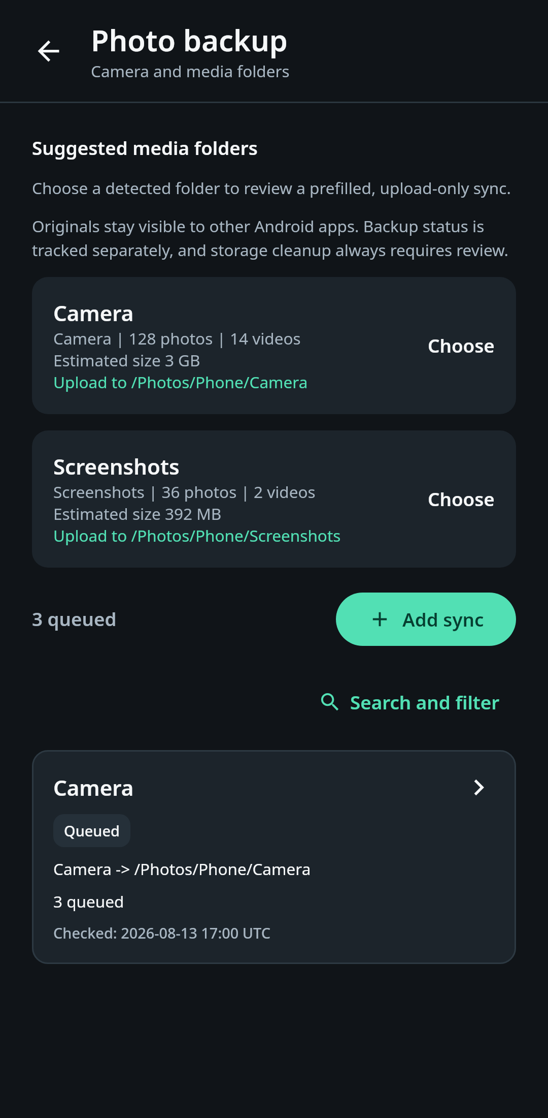 Nextcloud Native showing detected Camera and Screenshots folders plus pending and completed photo backup counts on mobile